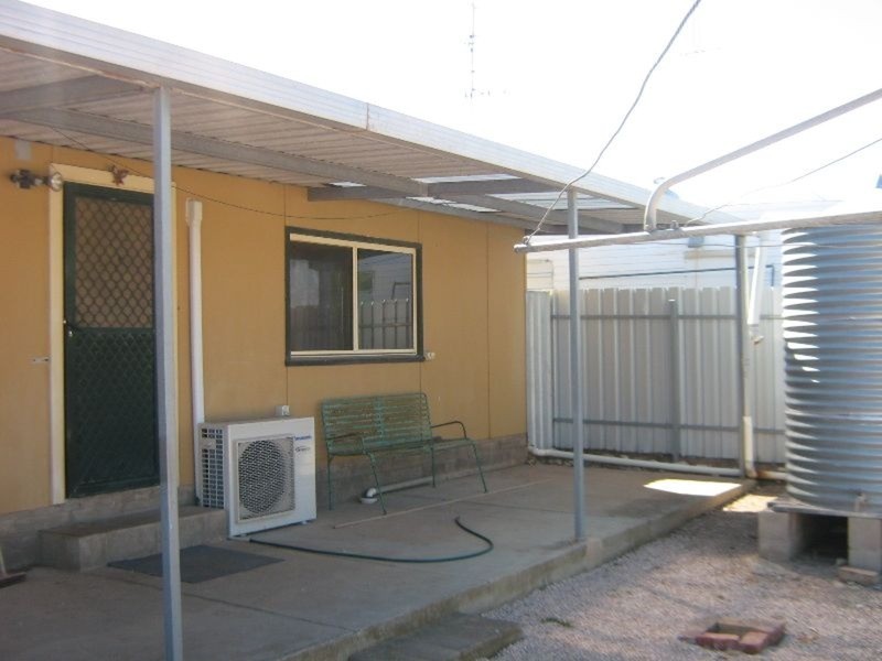 2 Elizabeth Street, Wallaroo SA 5556