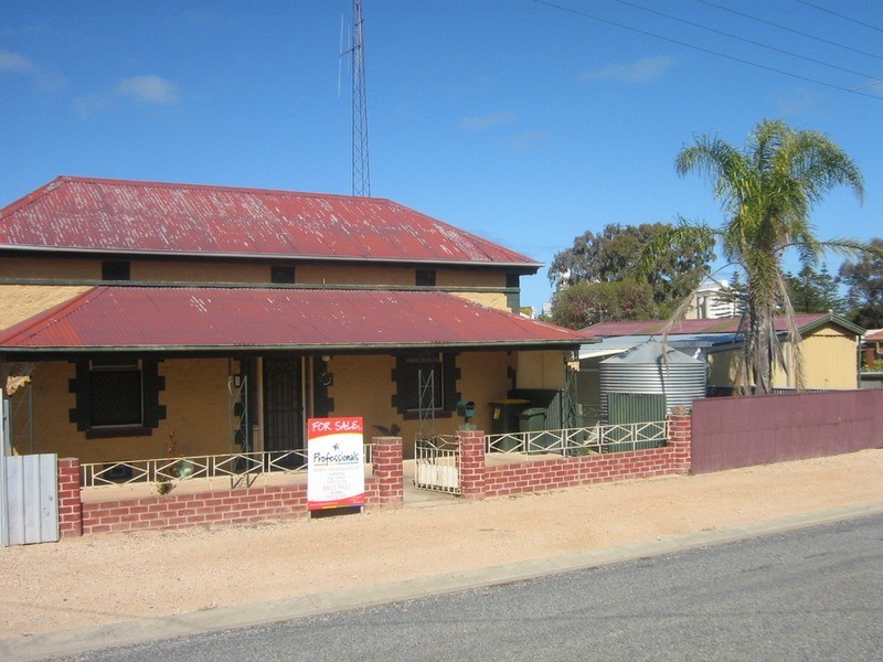 2 Elizabeth Street, Wallaroo SA 5556