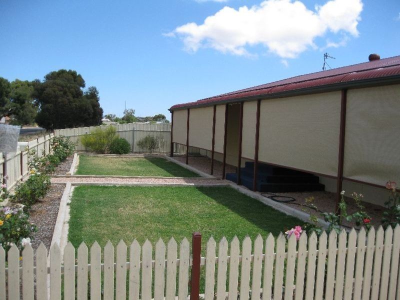 25 Lipson Road, Kadina SA 5554