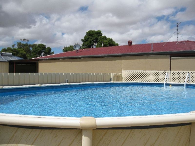 25 Lipson Road, Kadina SA 5554