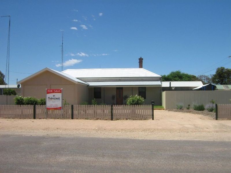 33 Olive Parade, Kadina SA 5554