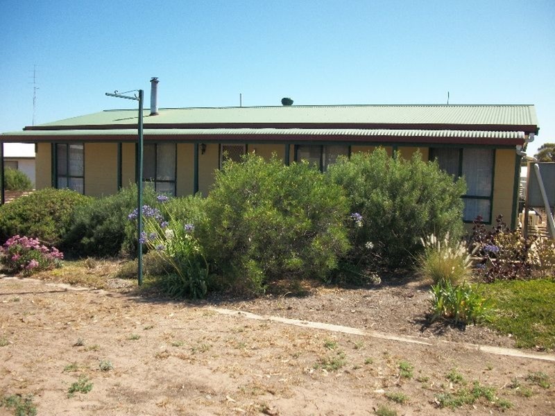 11 Second Street, Via Tickera, Wallaroo SA 5556