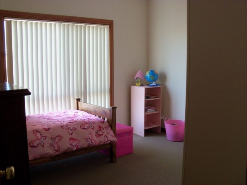 4 Reynolds Street, Moonta Bay SA 5558