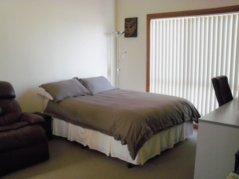 4 Reynolds Street, Moonta Bay SA 5558