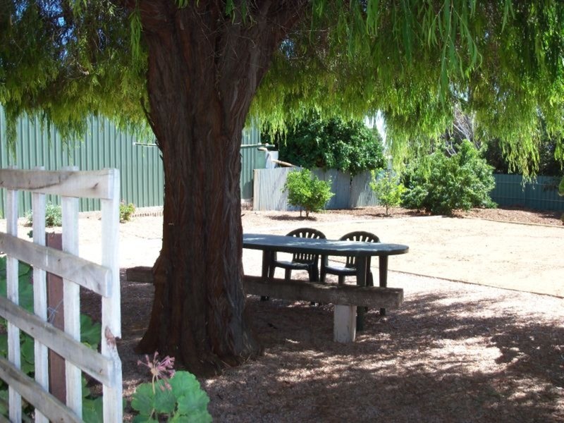 18 Bayview Drive, Moonta Bay SA 5558