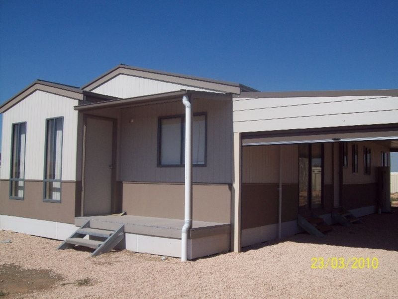 8 Brokenshire Street, Moonta SA 5558