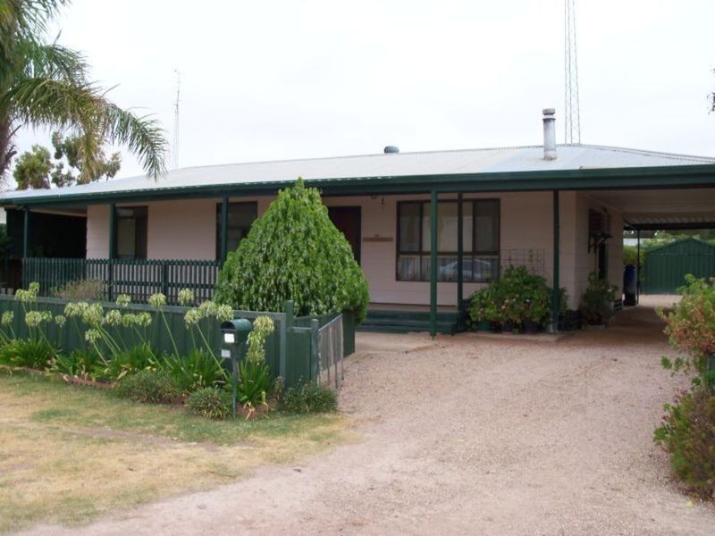 32 Moonta Road, Moonta Bay SA 5558