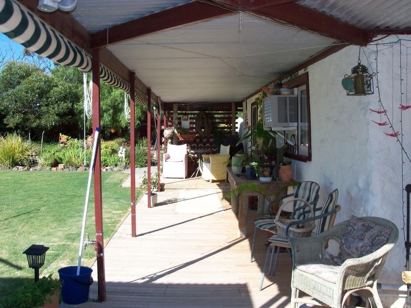 23 Kadina Road, Moonta SA 5558