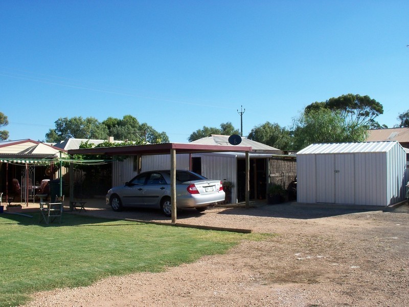 23 Kadina Road, Moonta SA 5558
