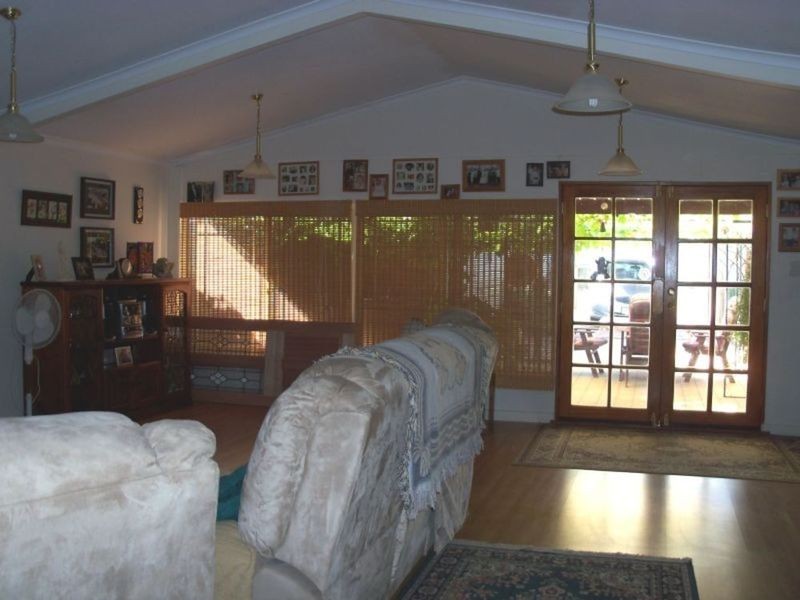 23 Kadina Road, Moonta SA 5558