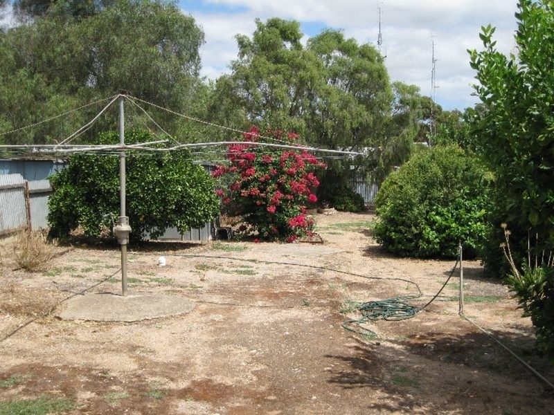 9 Robert Street, Moonta SA 5558