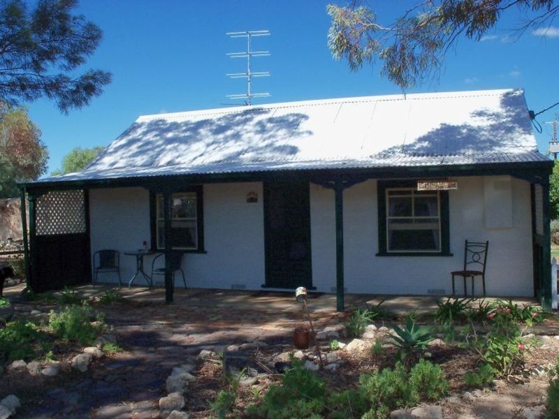 556 Milne Street, Moonta Mines SA 5558