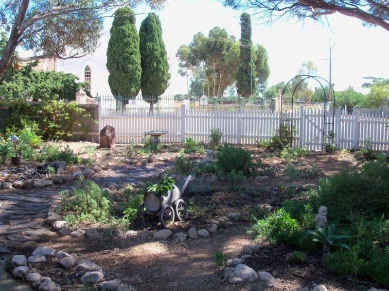 556 Milne Street, Moonta Mines SA 5558