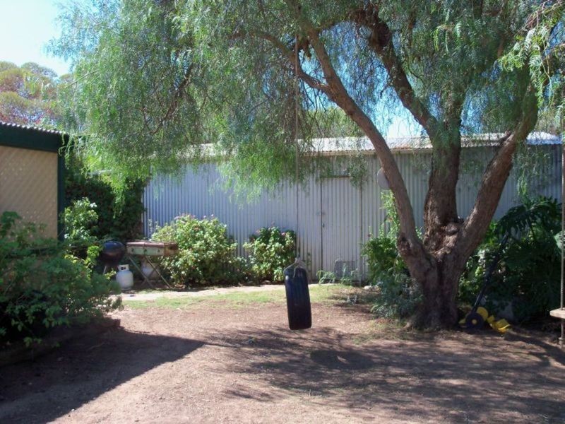 556 Milne Street, Moonta Mines SA 5558