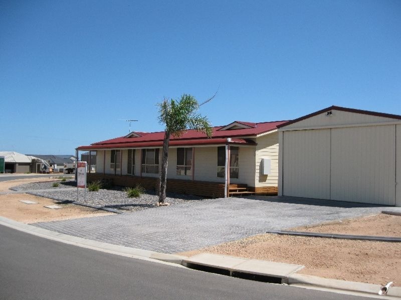 31 Islesworth Street, North Beach SA 5556
