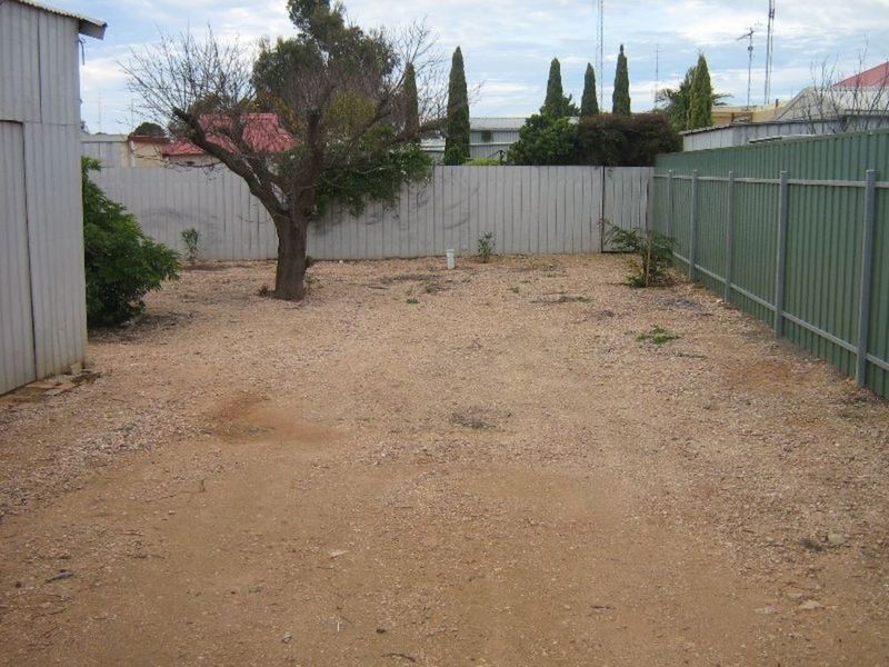 2 James Street, Wallaroo SA 5556