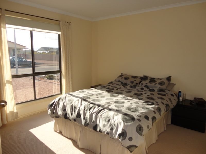 19 Reynolds Street, Moonta Bay SA 5558