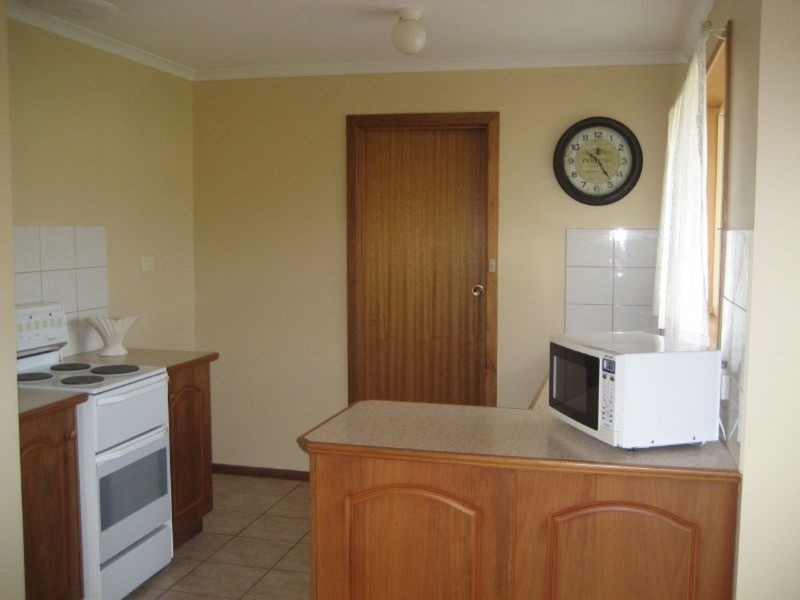 No. 2 Clayton Street, Moonta Bay SA 5558
