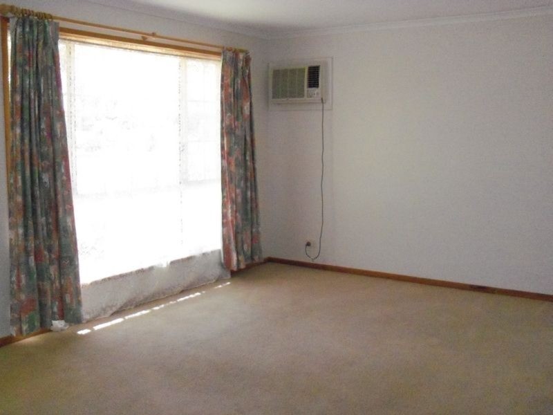 No. 2 Clayton Street, Moonta Bay SA 5558