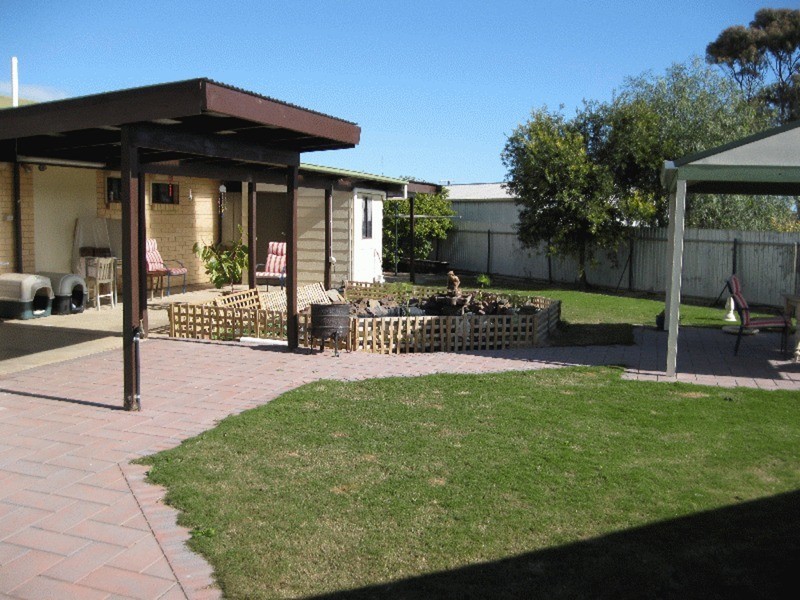 1 Adelaide Street, Wallaroo SA 5556