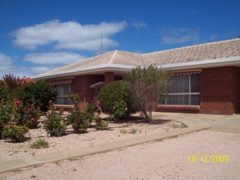 7 Highview Grove, Moonta Bay SA 5558