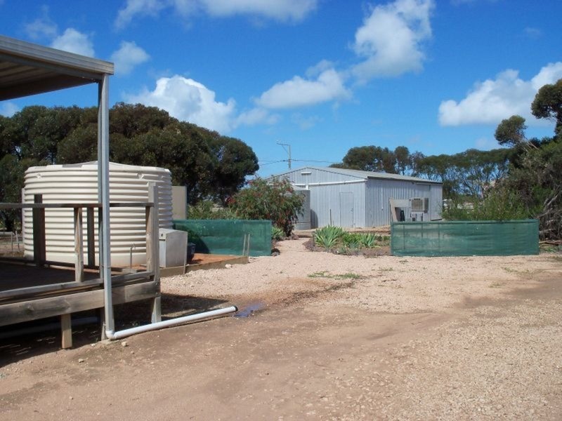 16-18 Muddy Lane, North Moonta SA 5558