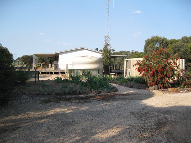 16-18 Muddy Lane, North Moonta SA 5558