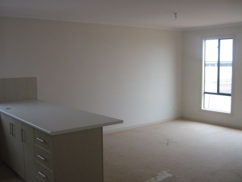 11 Cameron Court, Wallaroo SA 5556