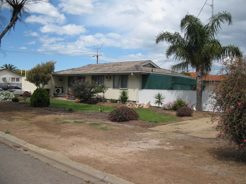 16 George  Street, Kadina SA 5554