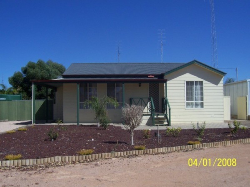 5 James Place, Moonta Bay SA 5558