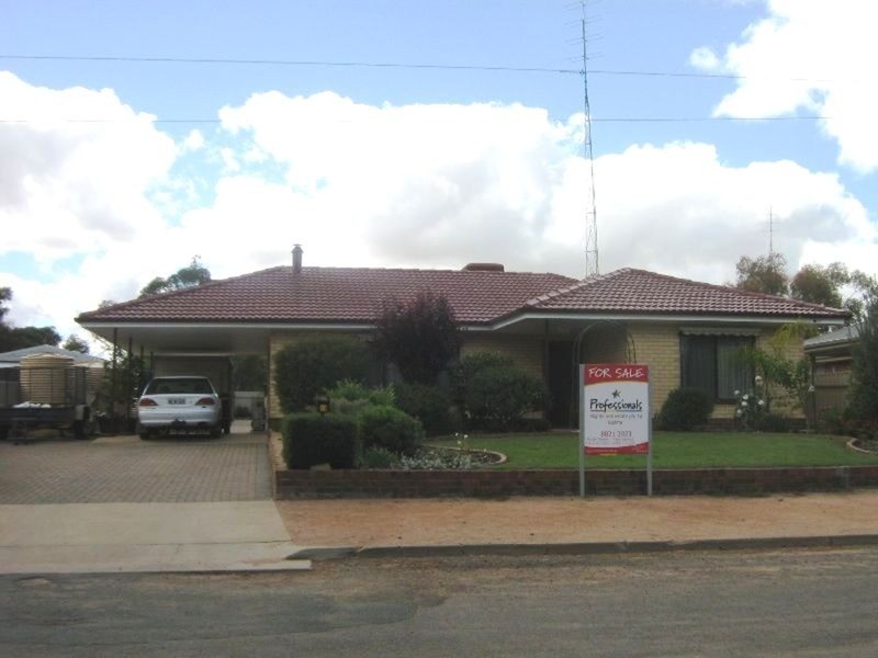 13 West Terrace, Kadina SA 5554