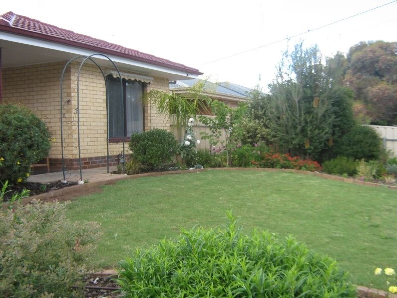 13 West Terrace, Kadina SA 5554