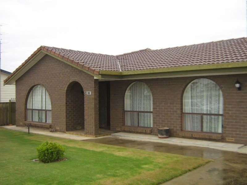 16 Third Street, Bute SA 5560