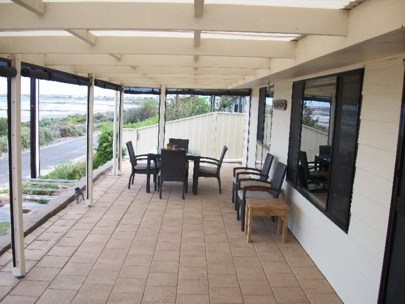 58 Esplanade, North Beach, Wallaroo SA 5556