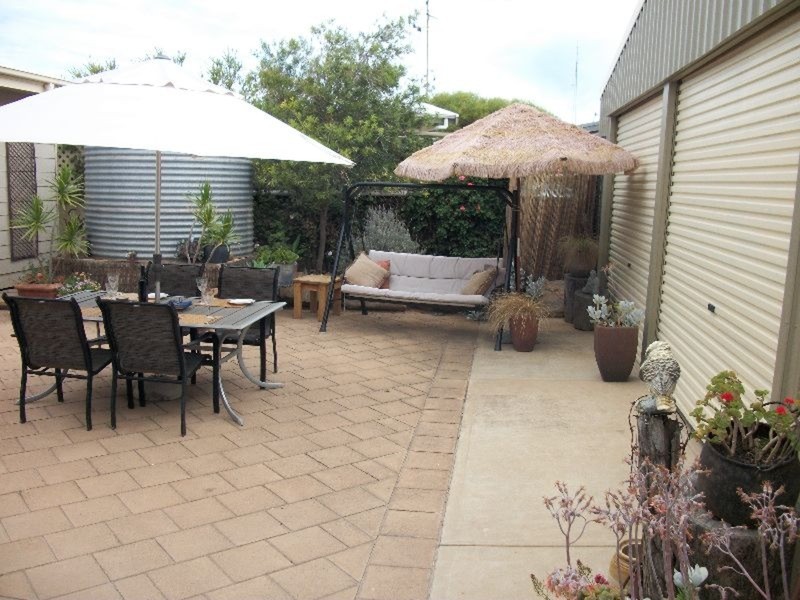 58 Esplanade, North Beach, Wallaroo SA 5556