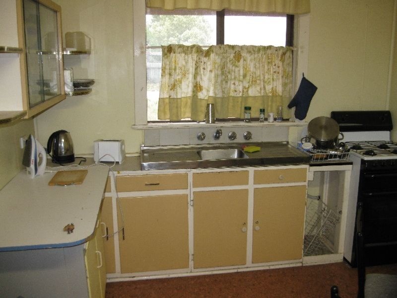 31 Seventh Street, Morgan SA 5320