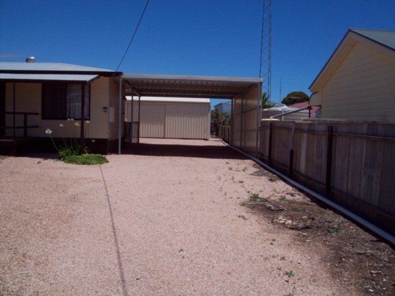 44 Kadina Road, Wallaroo SA 5556