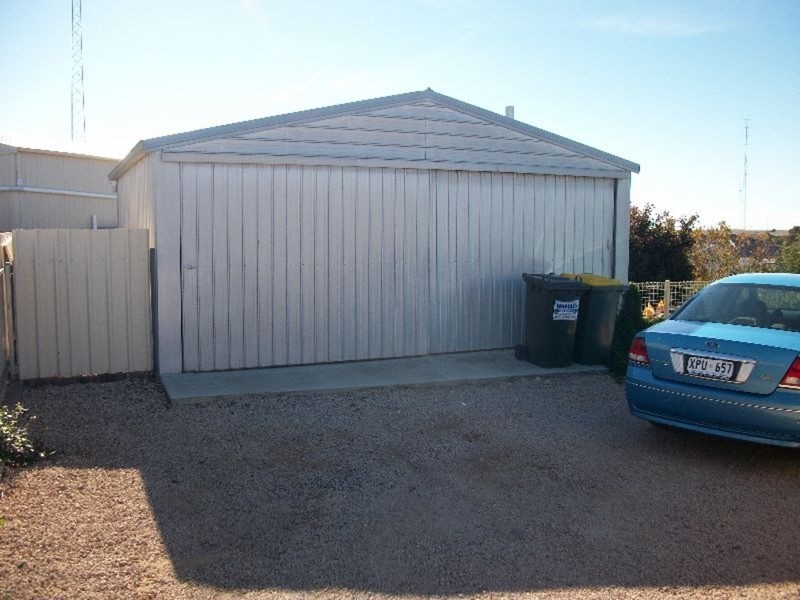 4 Marilyn Street, Moonta Bay SA 5558