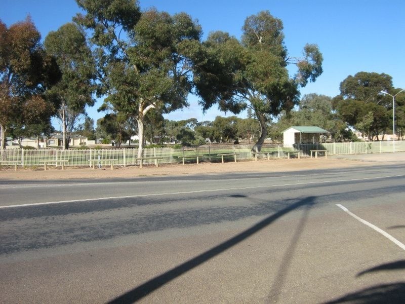 33 Railway Terrace, Bute SA 5560