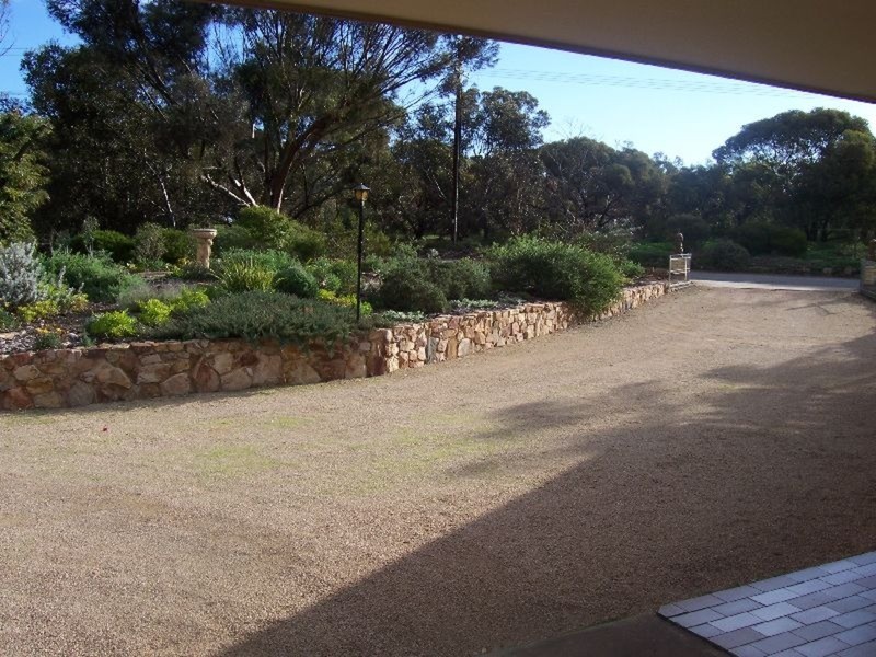 30 Downer Road, Kadina SA 5554