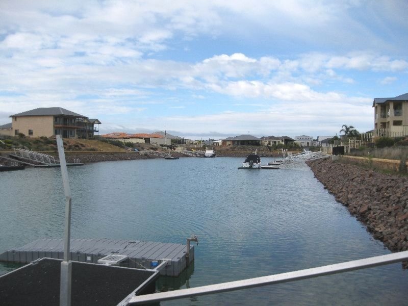 18 Genoa Place, Wallaroo SA 5556