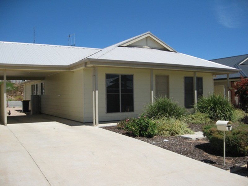 9a Chapple Street, Moonta Bay SA 5558
