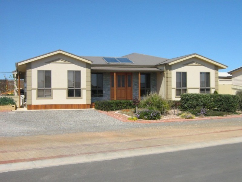 23 Diagonal Road, Wallaroo SA 5556