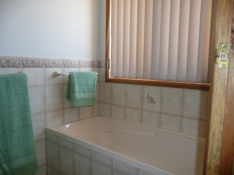 36 Ernest Terrace, Wallaroo SA 5556