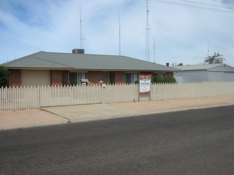 36 Ernest Terrace, Wallaroo SA 5556