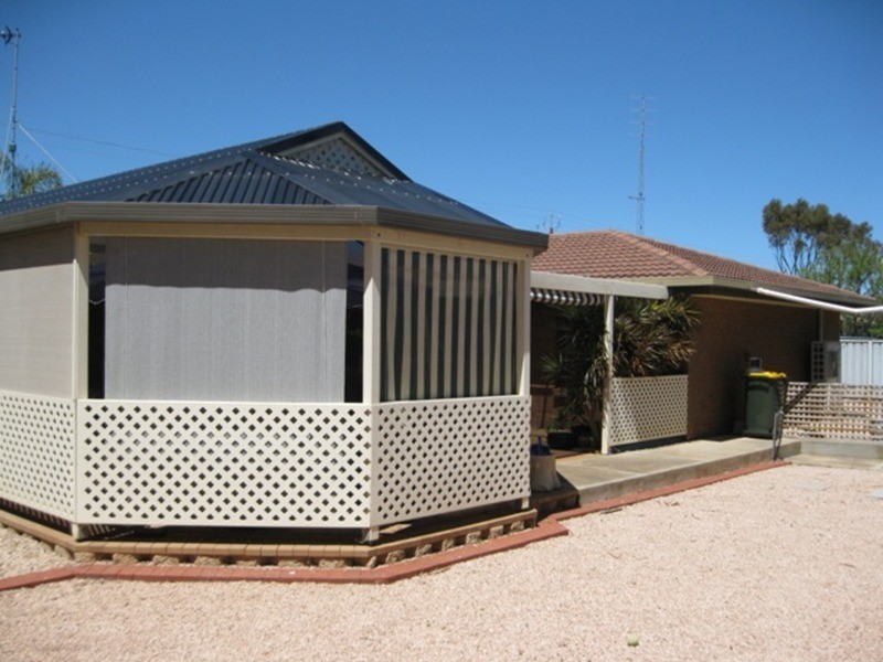 94 Drain Road, Kadina SA 5554