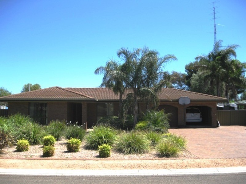 94 Drain Road, Kadina SA 5554
