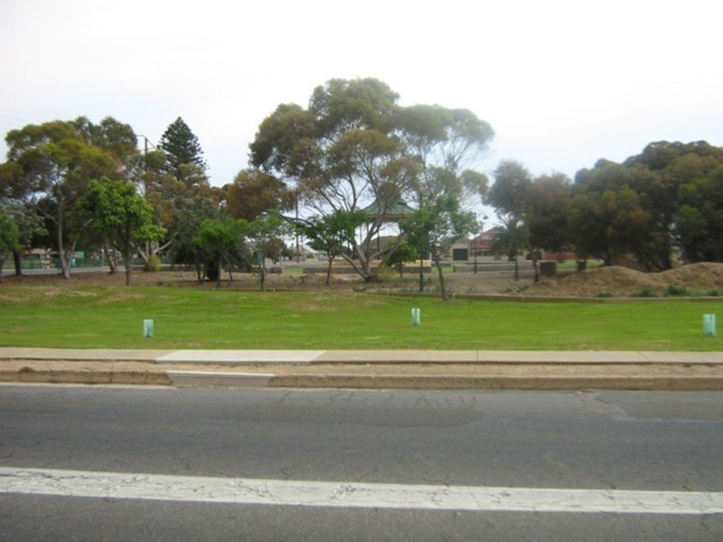 17 Hughes Street, Wallaroo SA 5556