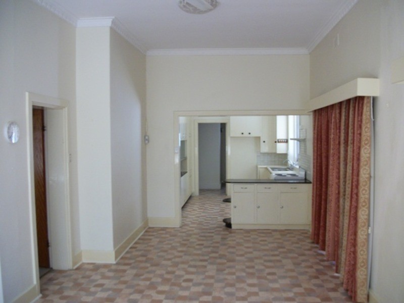 8 Henry Street, Moonta SA 5558