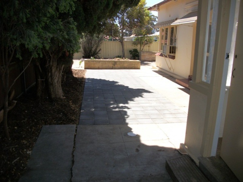 8 Henry Street, Moonta SA 5558